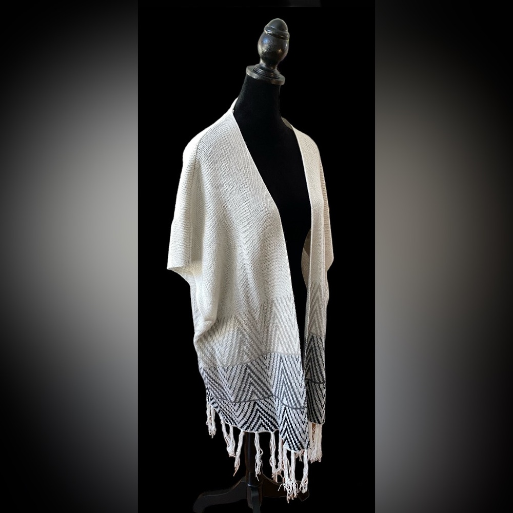 Charolette Russe: BoHo Cream Colored Shrug